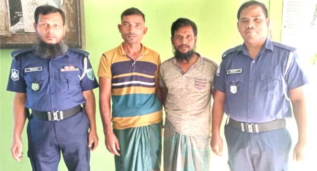 দিনাজপুরে নারীসহ ৪ ছিনতাইকারী আটক
