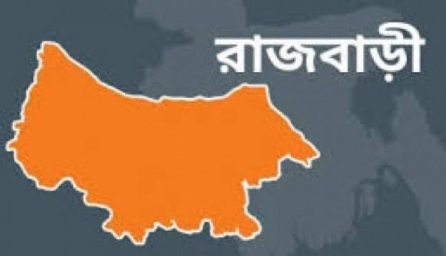 বান্ধবীর জন্মদিনের খাবার খেয়ে অসুস্থ ১৩ শিক্ষার্থী