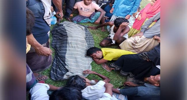ট্রেনে কাটা পড়ে ২ মোটরসাইকেলআরোহী নিহত