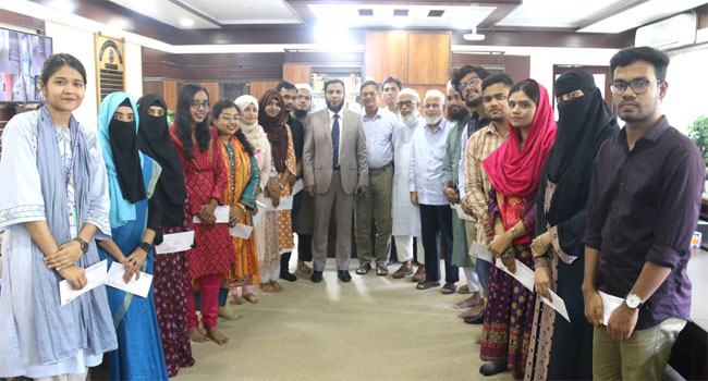 জাপানের এনইএফ বৃত্তি পেল বশেমুরকৃবির ২০ শিক্ষার্থী