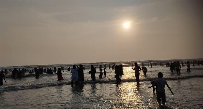 সাগরের নীলে মিশে গিয়েছিলাম এক দিন