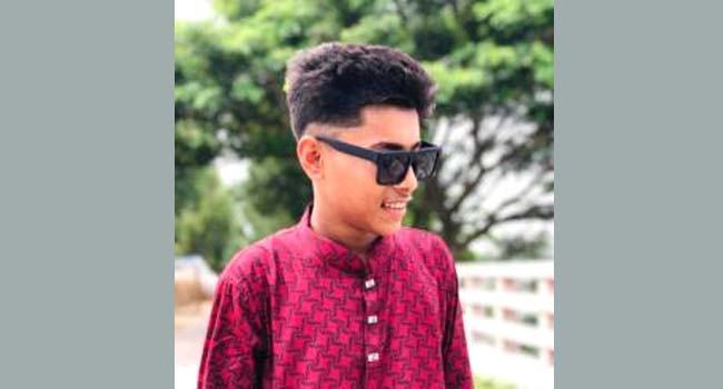 সিংগাইরে ট্রাক ও মোটরসাইকেল মুখোমুখি সংঘর্ষে নিহত ২