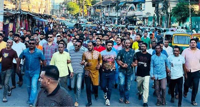 আসিফ নজরুলকে হেনস্তার প্রতিবাদে সিলেটে বিক্ষোভ