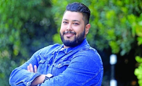 আমেরিকায় ‘বাপা’ থেকে পুরস্কৃত প্রতীক হাসান