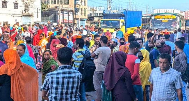 ঢাকা-ময়মনসিংহ মহাসড়ক ২৪ ঘণ্টা ধরে অবরোধ