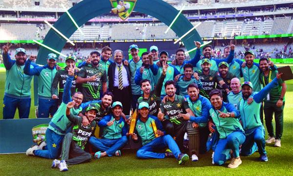 ২২ বছর পর অস্ট্রেলিয়া জয় পাকিস্তানের