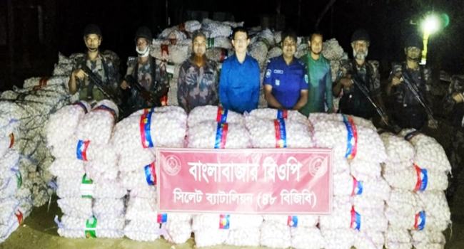 সিলেটে প্রায় কোটি টাকার চোরাই পণ্য জব্দ