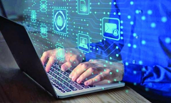 সাইবার স্পায়িংয়ের জন্য হামলাকারীরা কাস্টমাইজড ম্যালওয়্যার ব্যবহার করছে