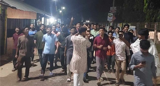 হলের সিট বণ্টন নিয়ে উত্তপ্ত কুবি, প্রাধ্যক্ষের পদত্যাগ দাবি