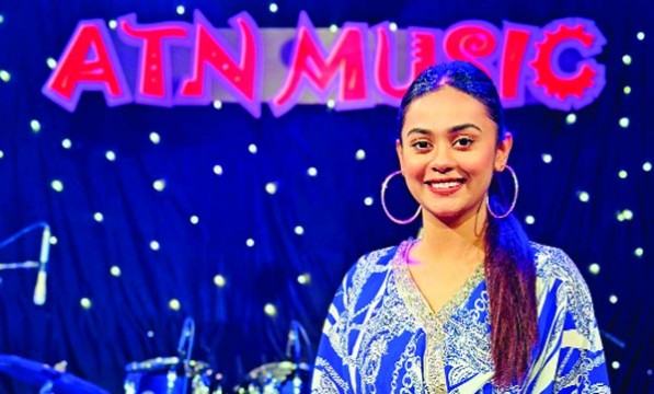 নির্বাচিত সোনালি দিনের গান নিয়ে তিন্নি