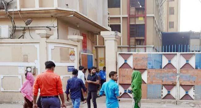 ২৩ দিন পর কাজে ফিরলেন গাজীপুরের টিএনজেড কারখানার শ্রমিকরা