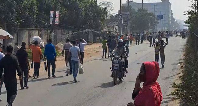 বেক্সিমকোর শ্রমিকদের সড়ক অবরোধ চলছেই