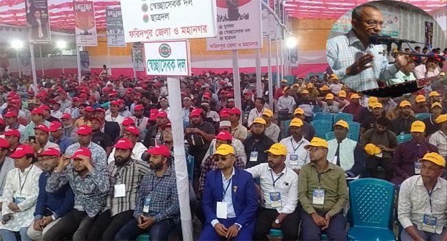আমাদের লড়াই এখনো শেষ হয়নি : মোনায়েম মুন্না