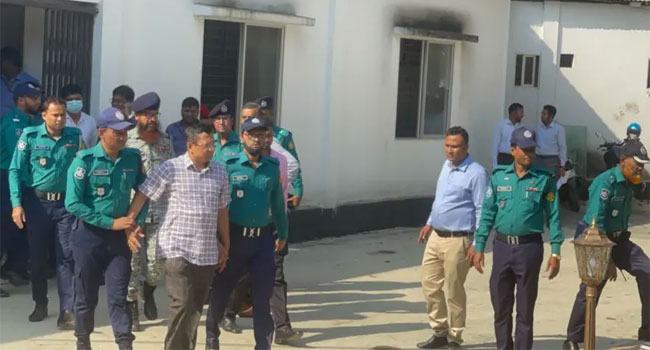 ট্রাইব্যুনালে আইনশৃঙ্খলা বাহিনীর সাবেক কর্তাদের বিরুদ্ধে যেসব অভিযোগ আনা হলো