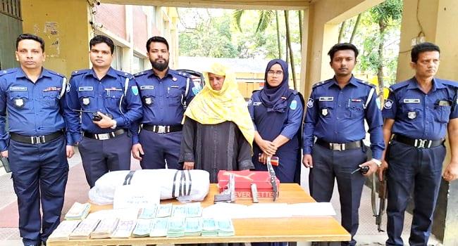সিলেটে অস্ত্র ও মাদকসহ নারী গ্রেফতার
