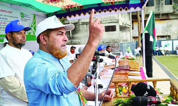ফাঁসির মঞ্চে গিয়েও জামায়াত নেতারা মাথা নত করেননি : রফিকুল ইসলাম খান