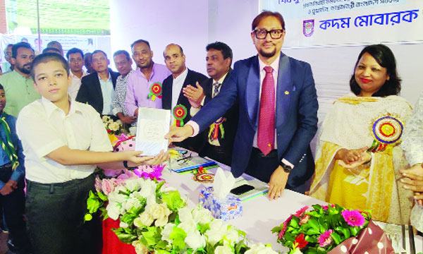 ছাত্রদের সাথে নিয়ে পরিচ্ছন্ন চট্টগ্রাম গড়তে চান মেয়র ডা: শাহাদাত
