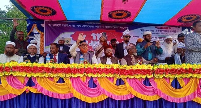 ‘দিনে দাওয়াতি কাজ করতে হবে আর রাতে আল্লাহর সাহায্য চাইতে হবে’