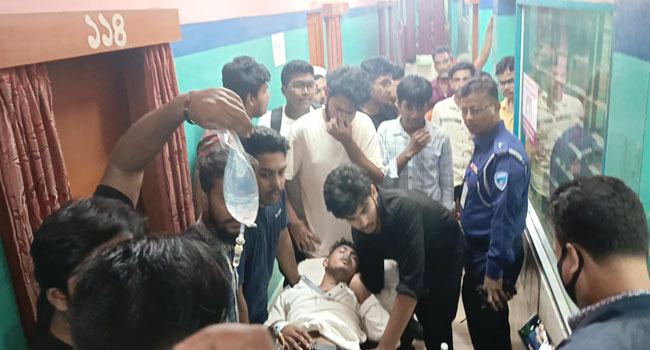 কমিটি নিয়ে ব্রাহ্মণবাড়িয়ায় বৈষম্যবিরোধী ছাত্রদের সংঘর্ষ