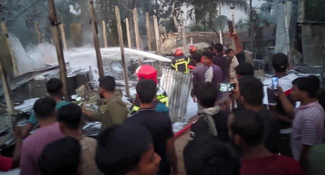 সাটুরিয়ায় তেলের পাম্পে আগুন