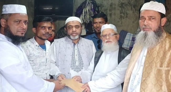 ফেনীতে ছাত্র আন্দোলনে গুলিবিদ্ধ দু’জনকে জামায়াতের আর্থিক সহায়তা