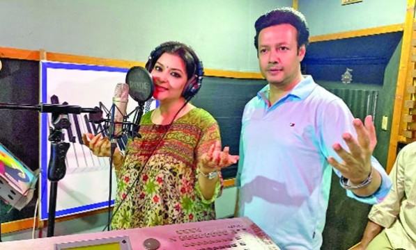 এসডি রুবেলের সঙ্গে গাইলেন অনুপমা মুক্তি