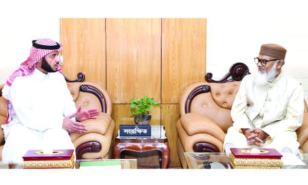 হাজীদের সর্বোত্তম স্বার্থরক্ষায় সরকার প্রতিশ্রুতিবদ্ধ : ধর্ম উপদেষ্টা
