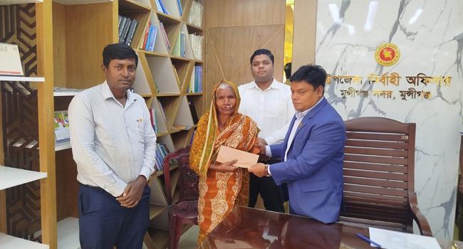 বৈষম্যবিরোধী আন্দোলনে গুলিবিদ্ধ আয়েশার দায়িত্ব নিলেন ইউএনও