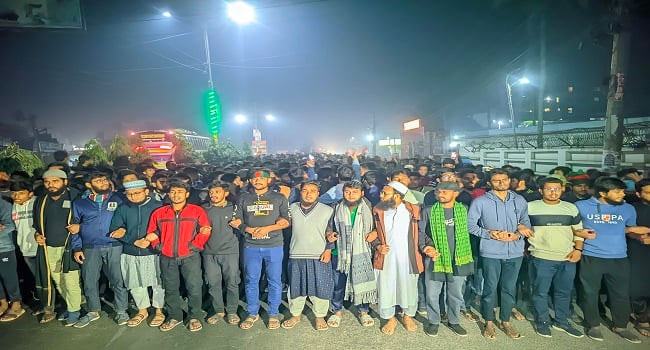 বিক্ষোভে উত্তাল বেরোবি, ইসকন নিষিদ্ধের দাবি