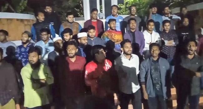 ‘একটা গ্রুপ দিল্লি বসে আমাদের বিভাজন করার প্রেসক্রিপশন দিচ্ছে’