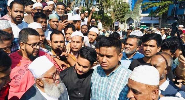 আইনজীবী আলিফের জানাজায় হাসনাত-সারজিস