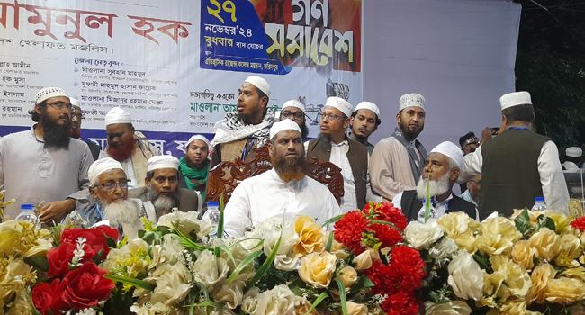 সাম্প্রদায়িক উস্কানি ছড়াচ্ছে ইসকন : মামুনুল হক