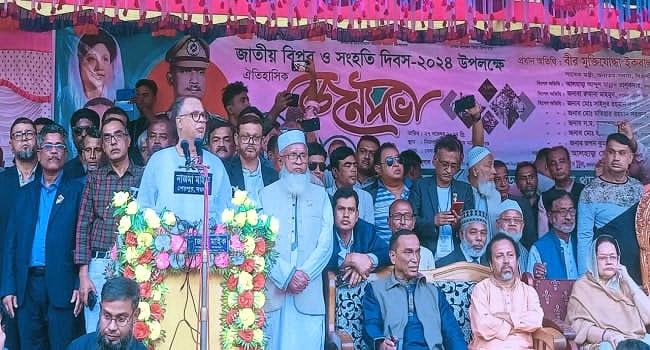 বিএনপি সংখ্যালঘুদের রক্ষায় কাজ করে : ইকবাল মাহমুদ টুকু