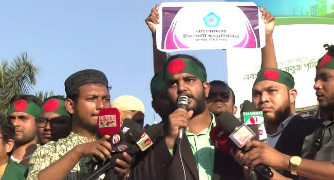 এবার প্রকাশ্যে এলেন বেরোবি শিবির সভাপতি