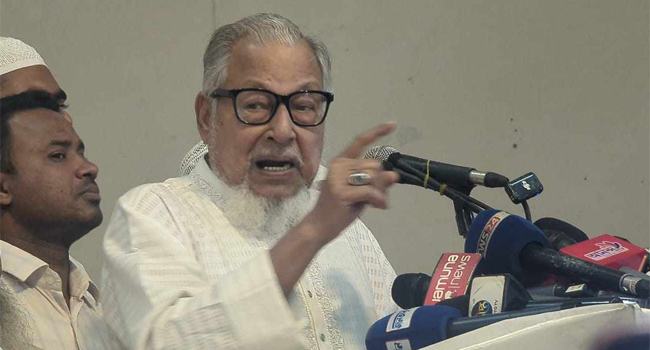 গণতন্ত্রের জন্য দেয়া রক্তের সাথে বেঈমানি করা যাবে না : নজরুল ইসলাম