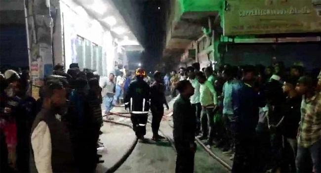 কচুক্ষেতে সোয়েটার কারখানায় আগুন