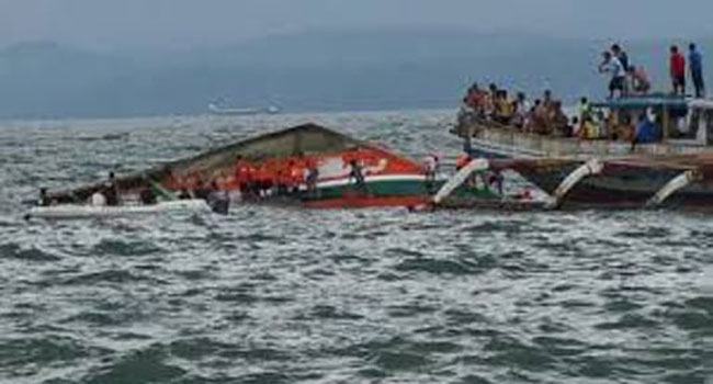 নাইজেরিয়ায় নৌকাডুবিতে প্রাণহানি ২৭ জনের; নিখোঁজ শতাধিক