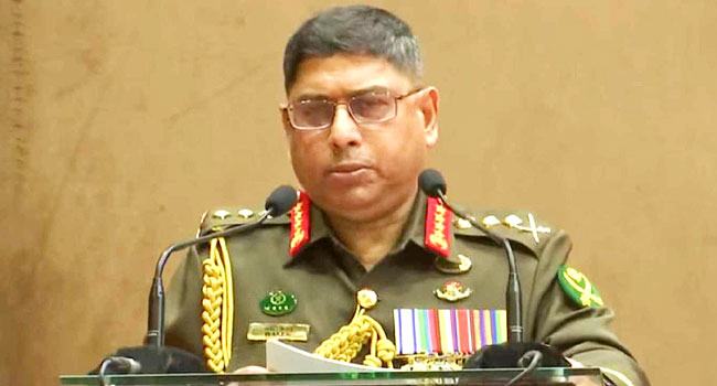 সেনাবাহিনী দেশের ক্রান্তিকালে পাশে দাঁড়িয়েছে : সেনাপ্রধান