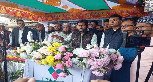 যাদের ইনকাম বন্ধ হয়ে যাচ্ছে তারা দ্রুত নির্বাচন চায় : ভিপি নুর