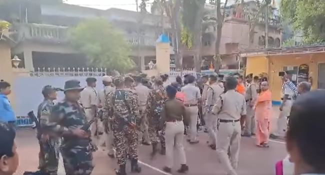আগরতলার হাইকমিশনে ভাঙচুরে ক্ষুব্ধ প্রতিক্রিয়া বাংলাদেশের