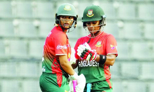 রেকর্ডের ম্যাচেও এমন হার
