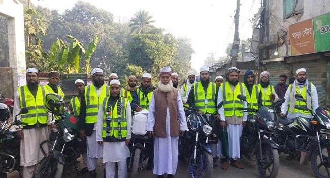 নাগরপুরে উগ্রবাদী ইসকন নিষিদ্ধের দাবিতে মোটরসাইকেলযোগে বিক্ষোভ