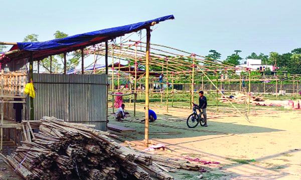 মিরসরাইয়ে খেলার মাঠে বাণিজ্য মেলা : স্থানীয়দের ক্ষোভ