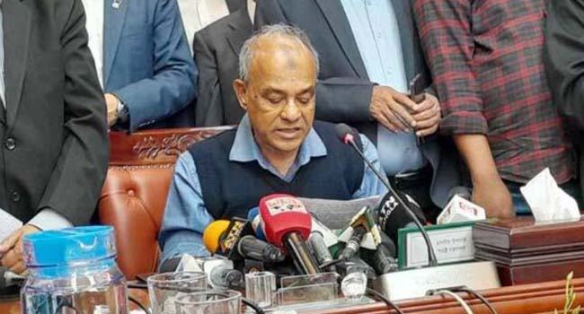 অবৈধ বিদেশীদের বাংলাদেশে থাকতে দেয়া হবে না : স্বরাষ্ট্র উপদেষ্টা