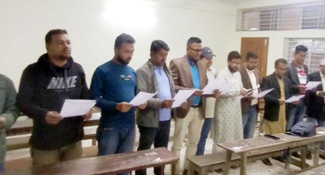 চৌদ্দগ্রাম প্রেসক্লাবের নির্বাচিত কমিটির দায়িত্ব গ্রহণ