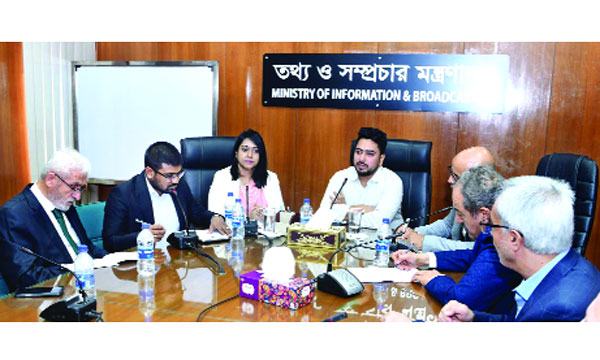 জুলাই গণহত্যার বিচার করে দৃষ্টান্ত স্থাপন করতে চায় বাংলাদেশ : তথ্য উপদেষ্টা