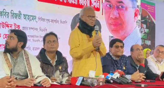 পতিত স্বৈরশাসকের জন্য ভারত মায়াকান্না করছে