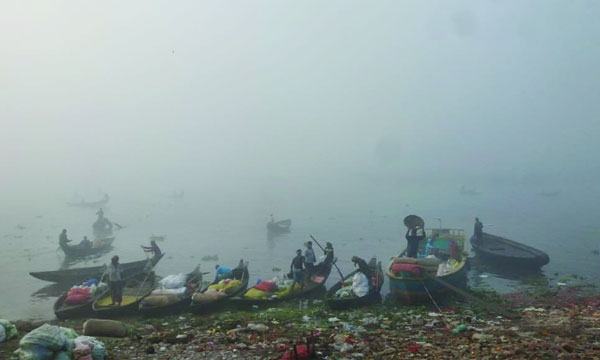 ঠাণ্ডায় কাঁপছে দেশ
