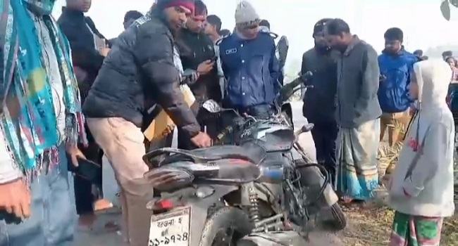 মহিপুরে সড়ক দুর্ঘটনায় যুবক নিহত