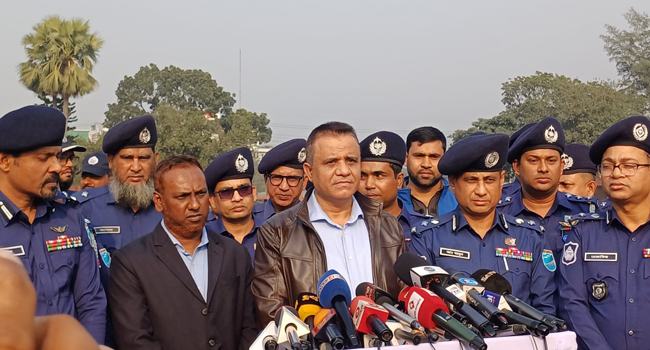 চার স্তরের নিরাপত্তা থাকবে জাতীয় স্মৃতিসৌধে : ডিআইজি ঢাকা রেঞ্জ